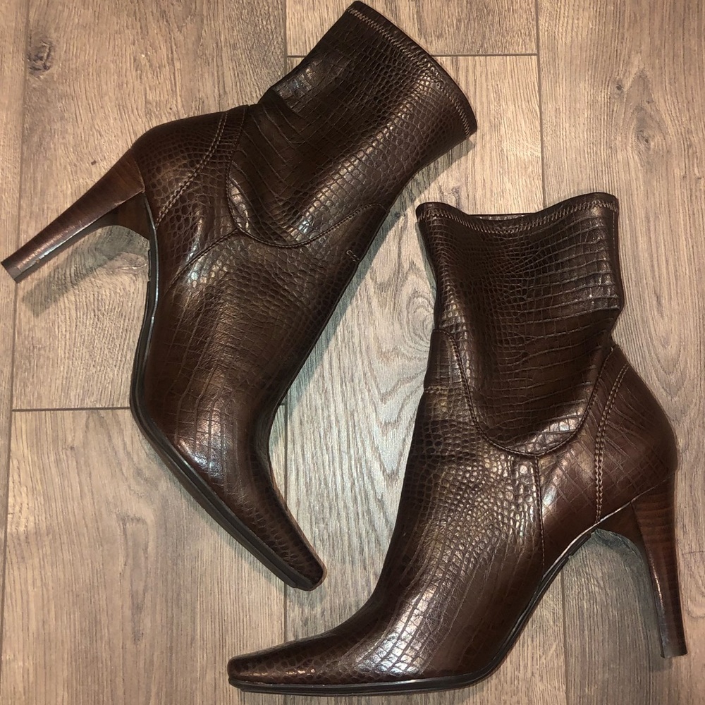 Marc Fisher Boots with 3.5 inch Heels Size 8M